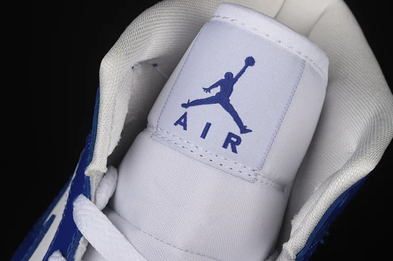 All categories Air Jordan Jordan series basketball shoes Air Jordan 1 Mid G version pure original Air Jordan 1 Mid AJ1 Joe 1 KFC blue China basketball shoes BQ6472-104